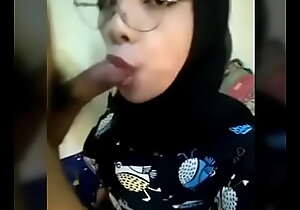 Bokep Indonesia - Jilbab Blow job -  porn xxx bitvideo ukhtinakal