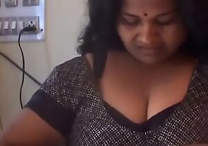 desimasala porn - Fat Titty Aunty Ablution relating to an above moreover of In like manner Humongous Scruffy Love bubbles