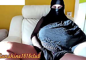 Qatar milf Arab big boobs Muslim Hijab masturbating sex on cam October 31st
