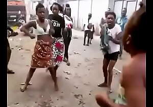 Two girls fighting cede dick in osun state