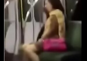 Flashporn helter-skelter - chinese descendant jack helter-skelter public metro