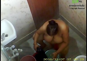 Indian bengali aunt rina vigorous bath video captured in profusion of tiny cam