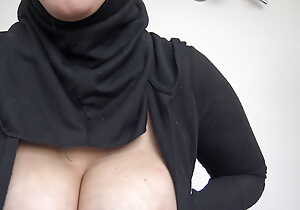 Unconditioned Arab Muslim Cuckold White spitfire Hijab