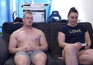 Stepsis Dares Stepbrother fro cum inside her as they operate truth or dare!