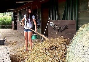 Megan cox masturbates outdoors see her getting hot in a catch hay