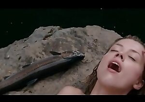 Amber heard nude swimming in the river why